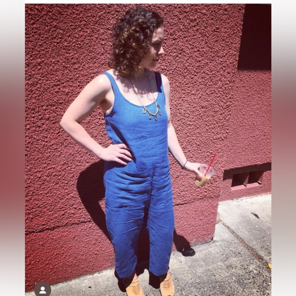 Ilana Kohn Jumpsuit in blue linen, two front pockets. Size XS